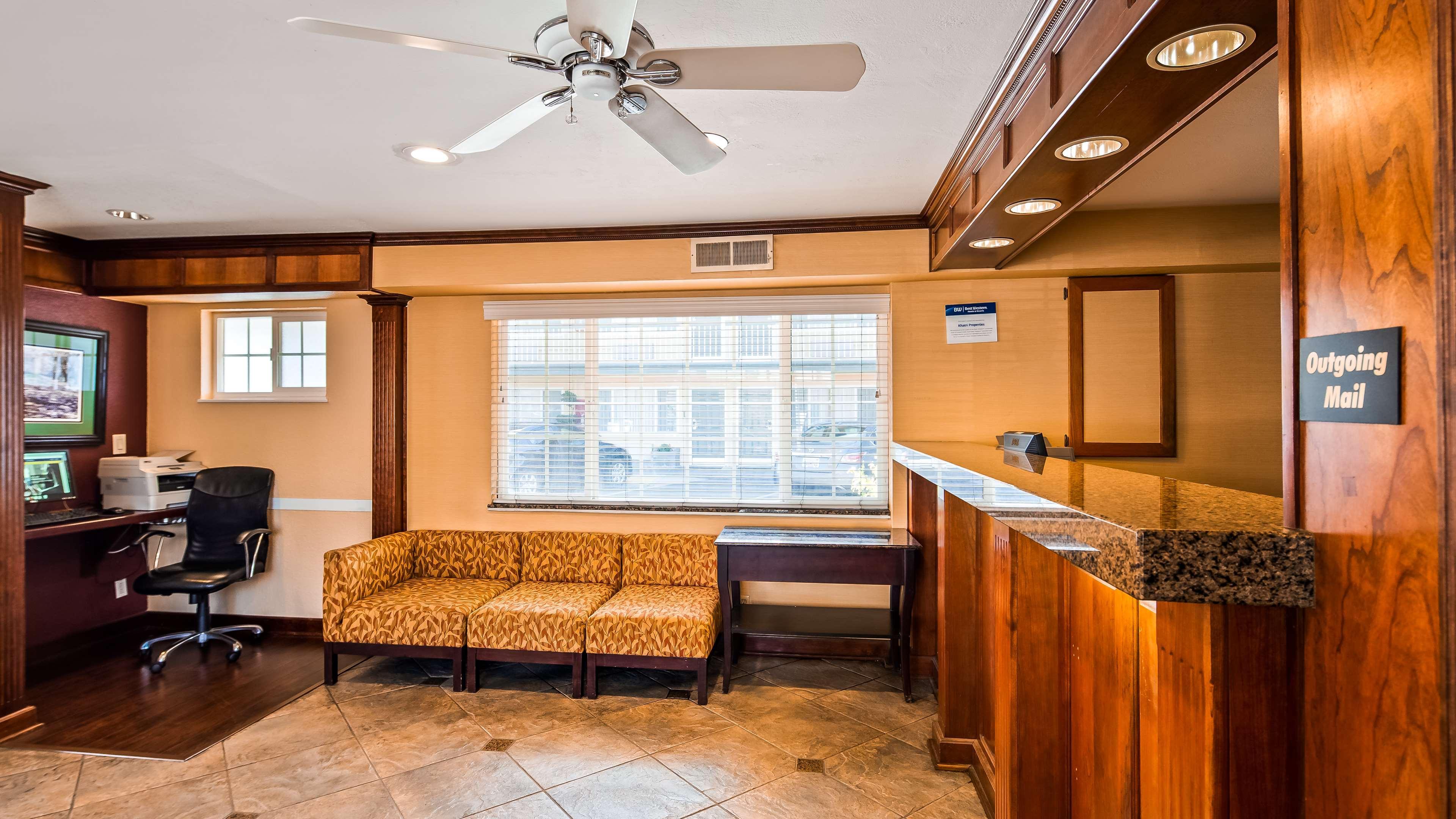 Best Western Town House Lodge Модесто Экстерьер фото