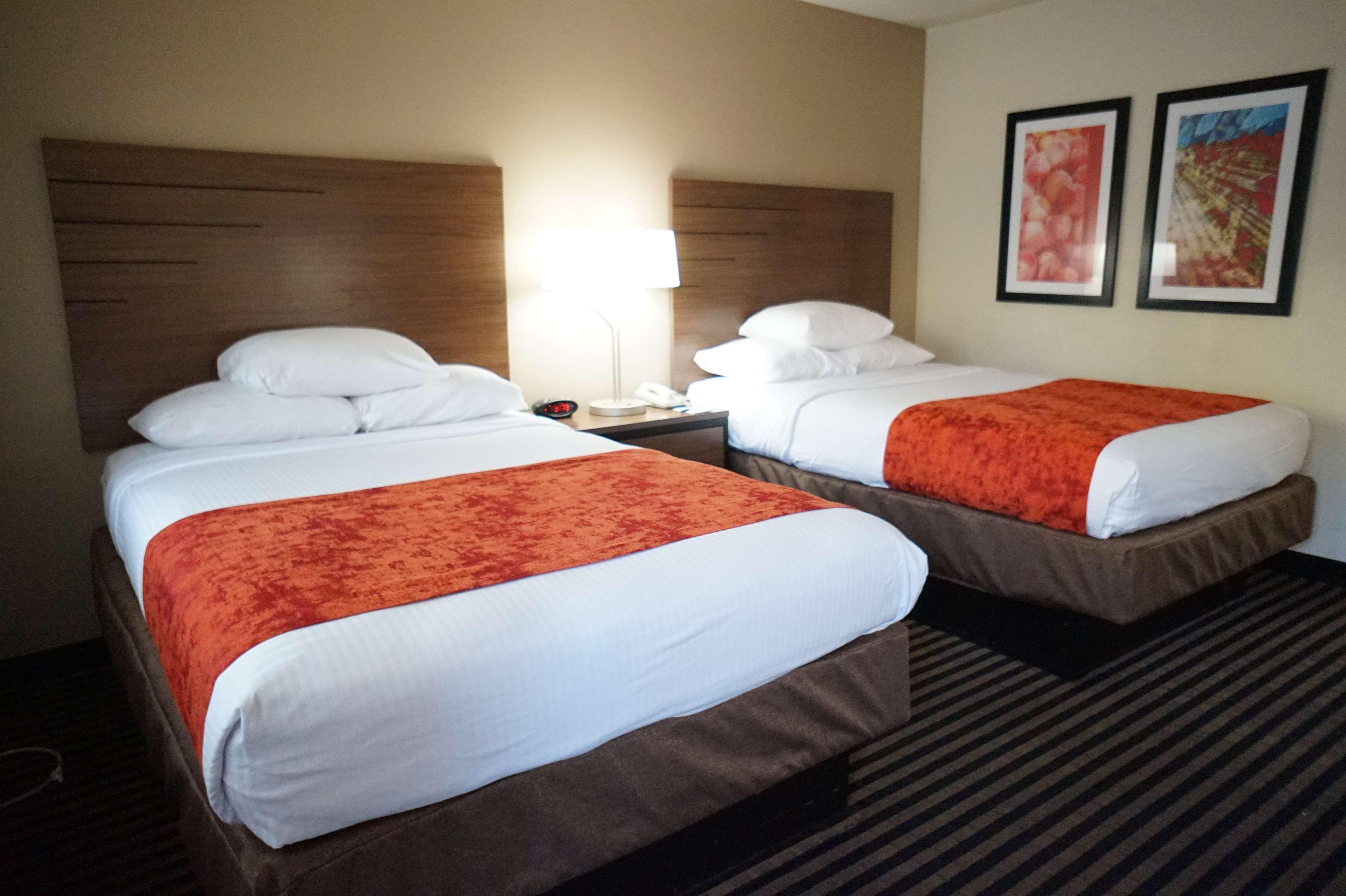 Best Western Town House Lodge Модесто Экстерьер фото